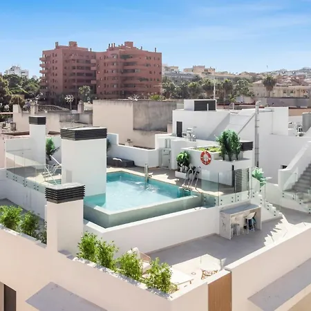 Elegant Beachside 2 Bedroom With Rooftop Pool Apartment Estepona