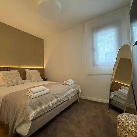 Apartman Elegant Beachside 2 Bedroom With Rooftop Pool