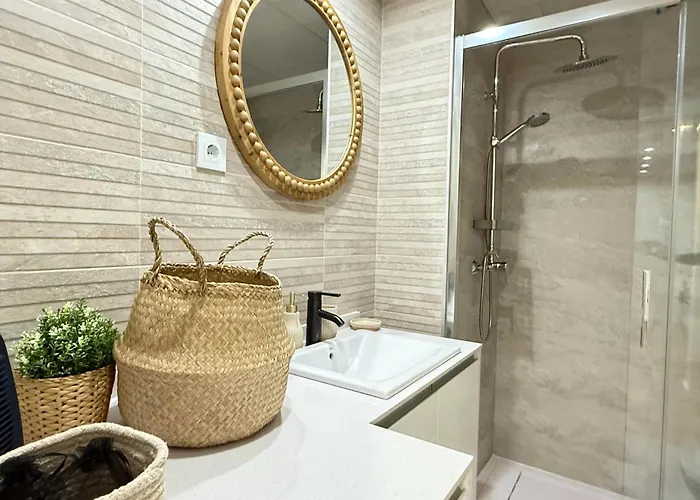 דירה Elegant Beachside 2 Bedroom With Rooftop Pool