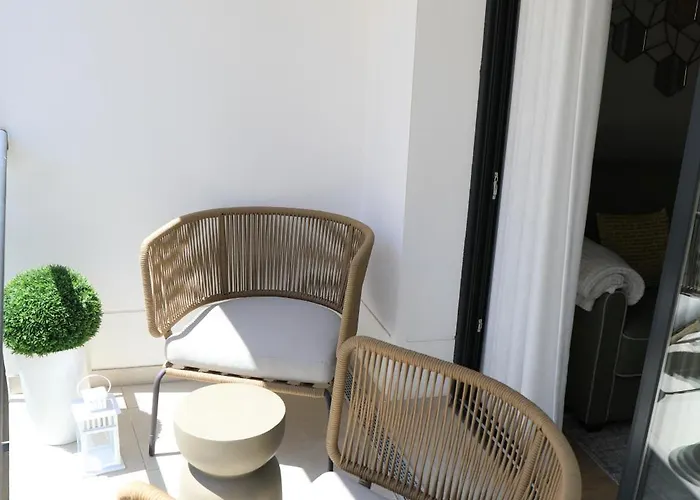 Elegant Beachside 2 Bedroom With Rooftop Pool Apartamento *